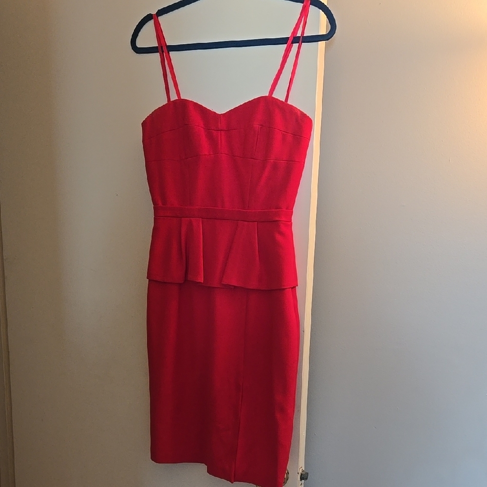 Elegant Red Sleeveless Dress